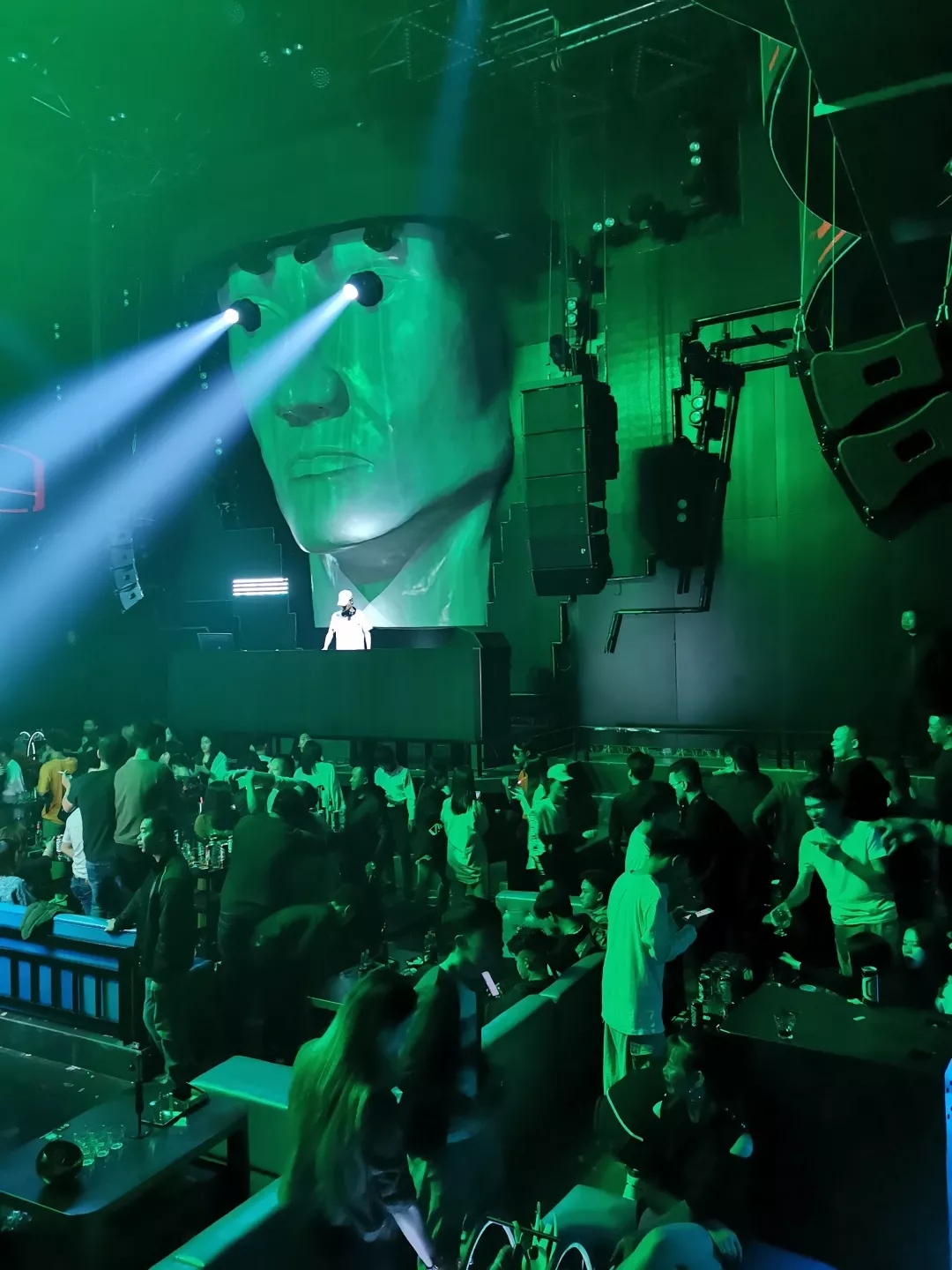 ����ƽ��edc CLUB